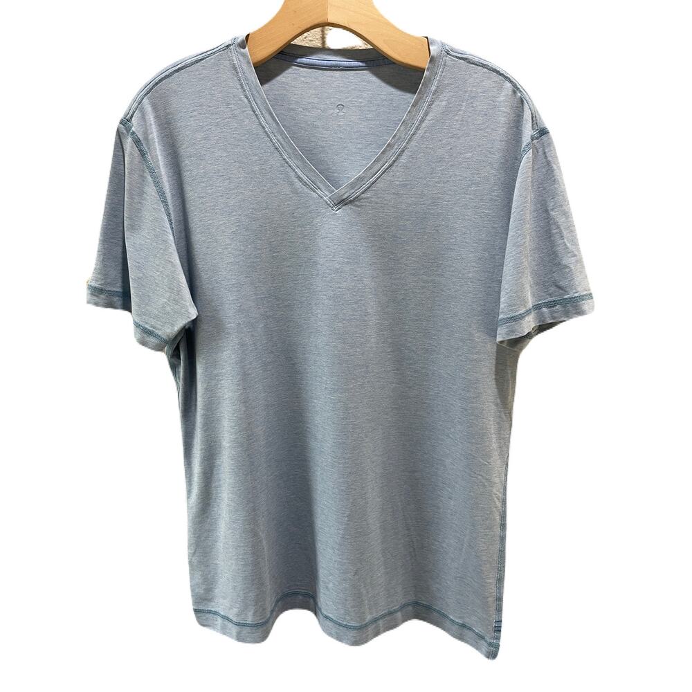 Lululemon Mens VNeck Short Sleeve Performance Athleisure Tee Light Blue Size L